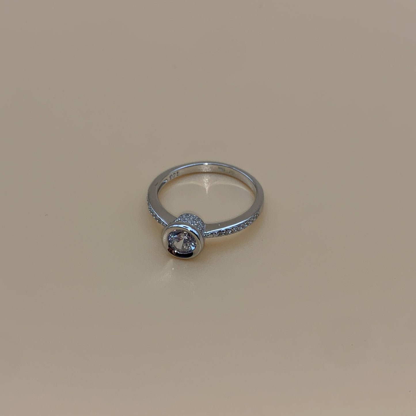 Inel argint 925 cu pietricele