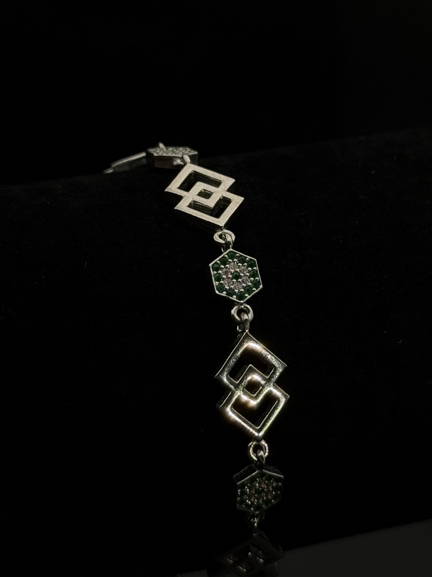 Brǎțarǎ Damǎ