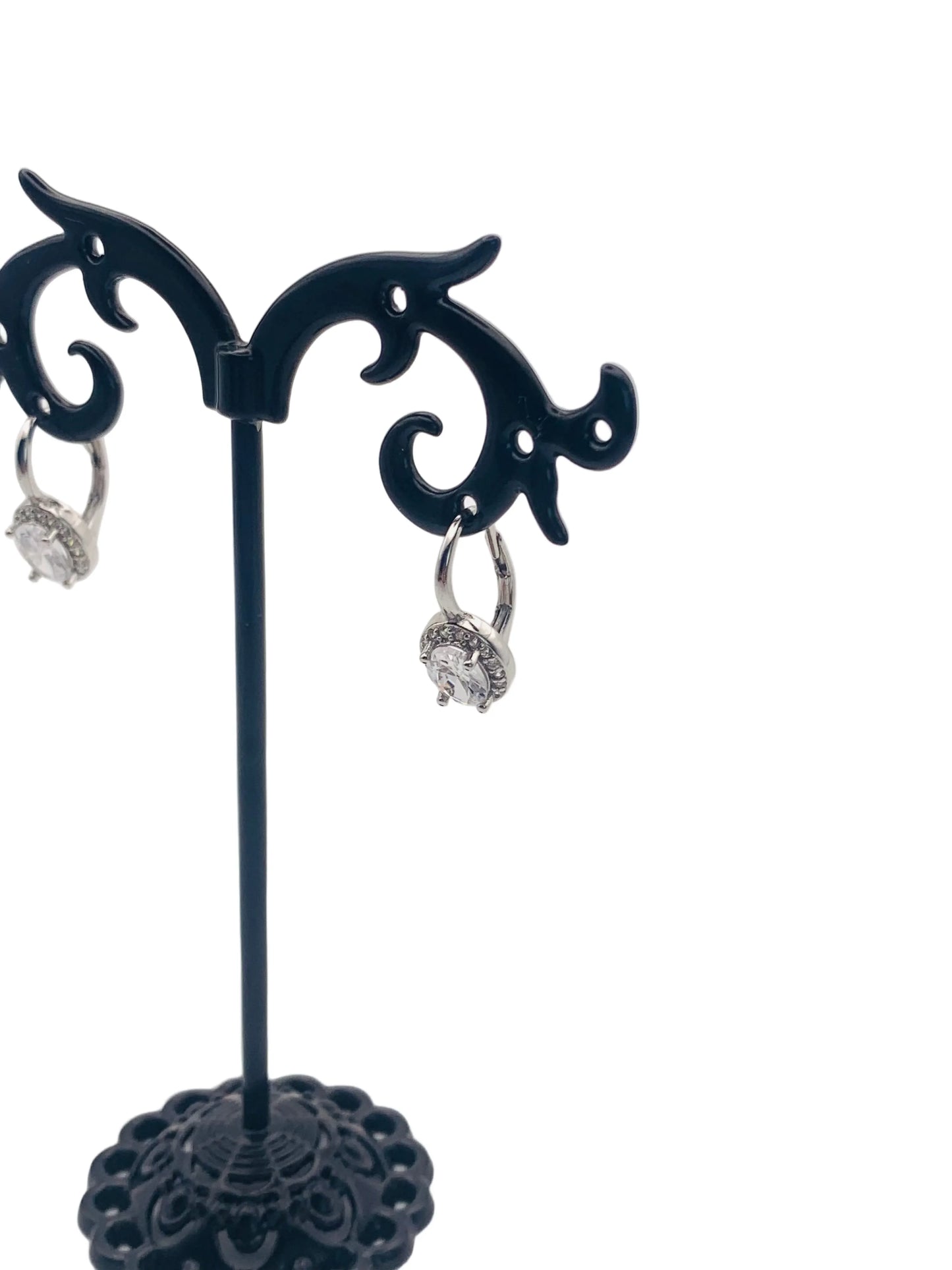 Cercei cu Pietricele Albe