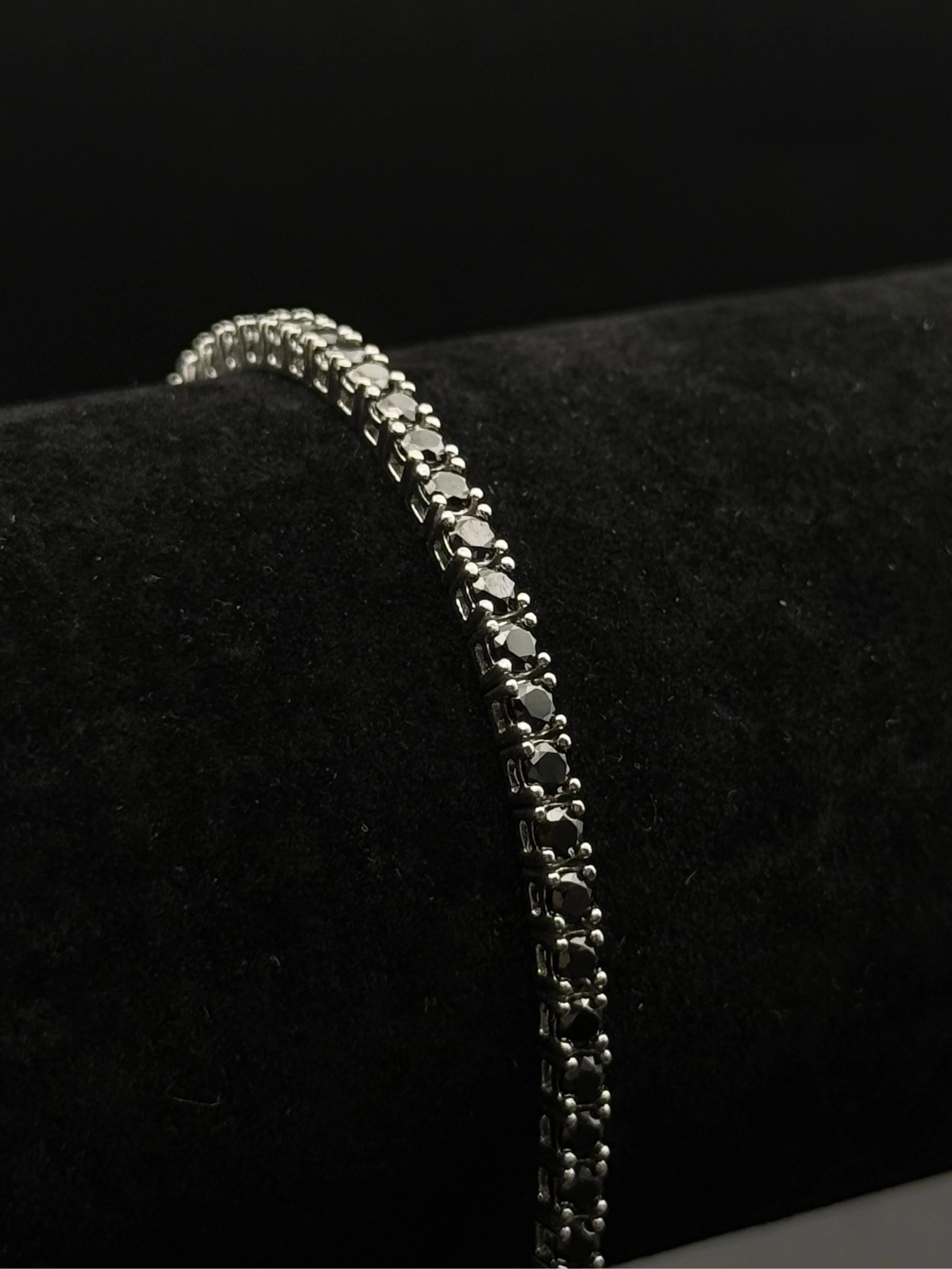 Brǎțarǎ tennis 2 mm neagrǎ