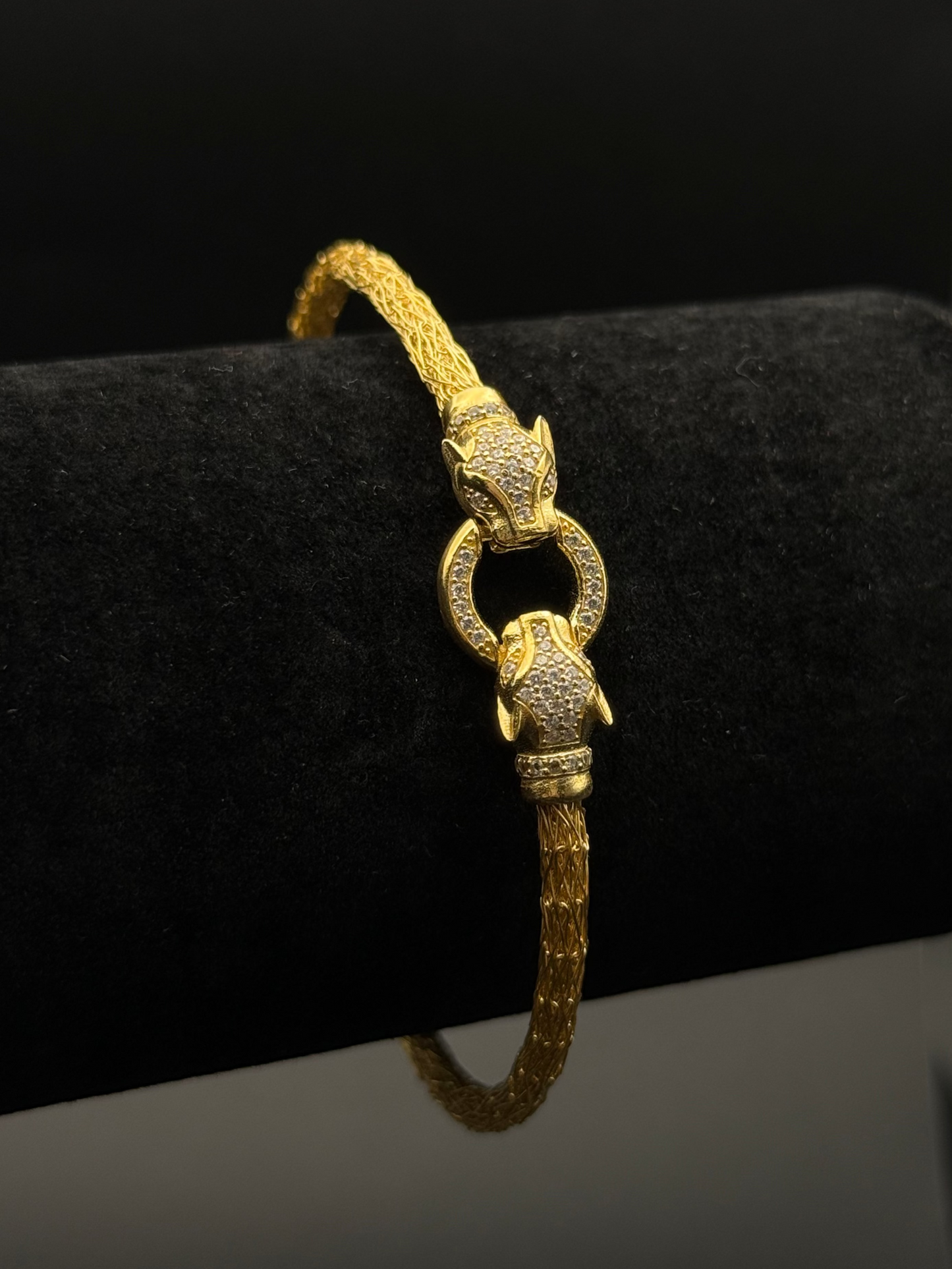 Brațarǎ Leu Italia