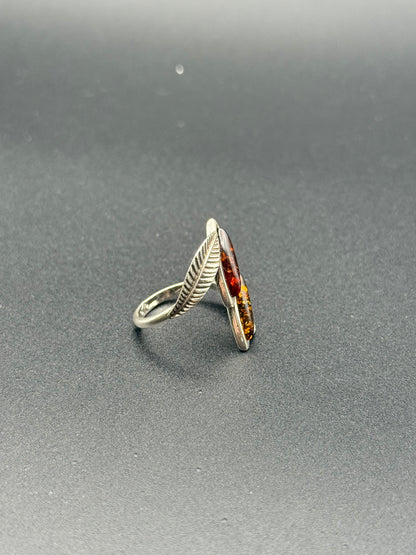 Inel Chihlimbar stralucitor Italia