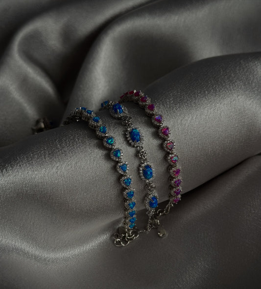 Brațara din argint coloratǎ